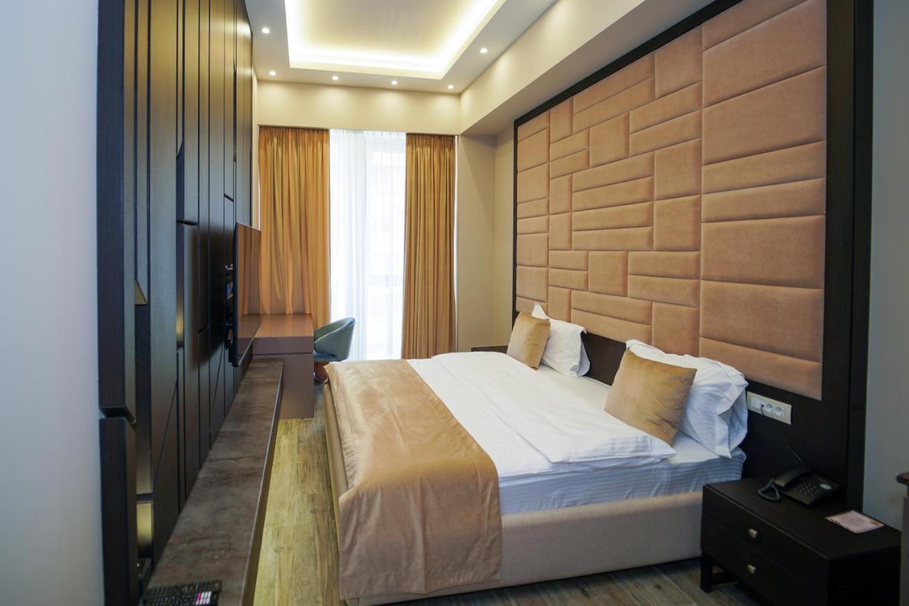 Soho Hotel City Centre Jerevan Buitenkant foto