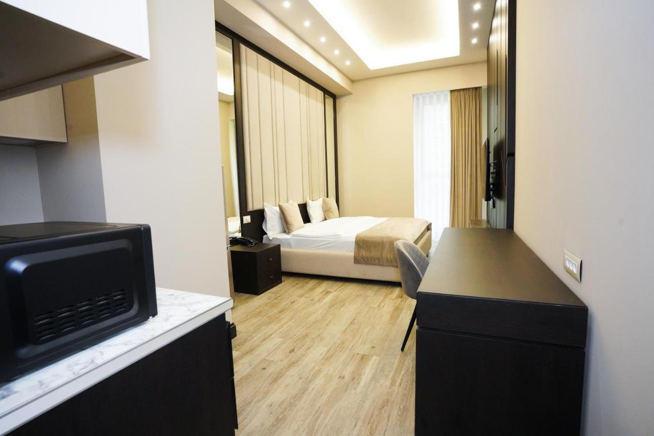 Soho Hotel City Centre Jerevan Buitenkant foto