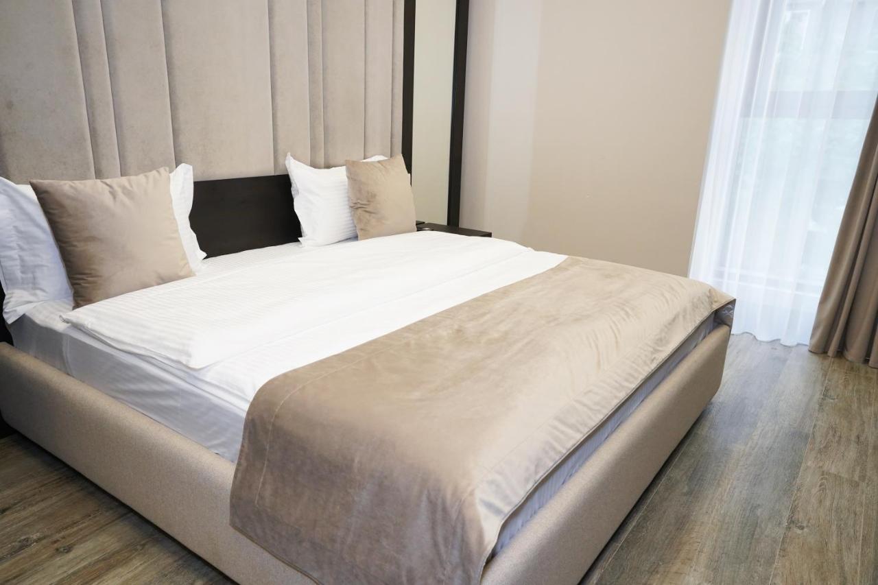 Soho Hotel City Centre Jerevan Buitenkant foto