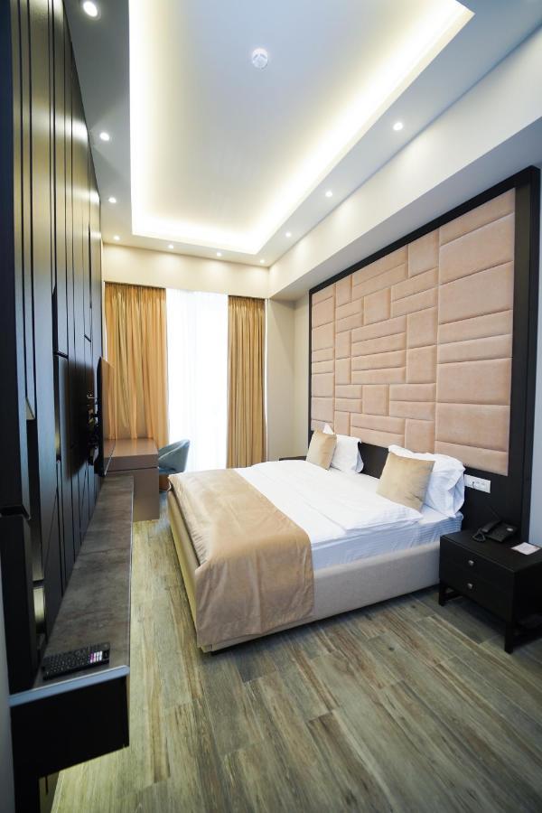 Soho Hotel City Centre Jerevan Buitenkant foto